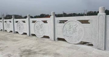 深圳芝麻白河道栏杆 石材栏杆