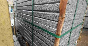 深圳芝麻白楼梯踏步室外