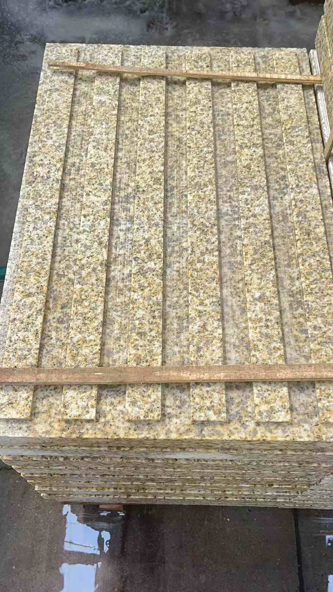 深圳黄金麻盲道 石材盲道