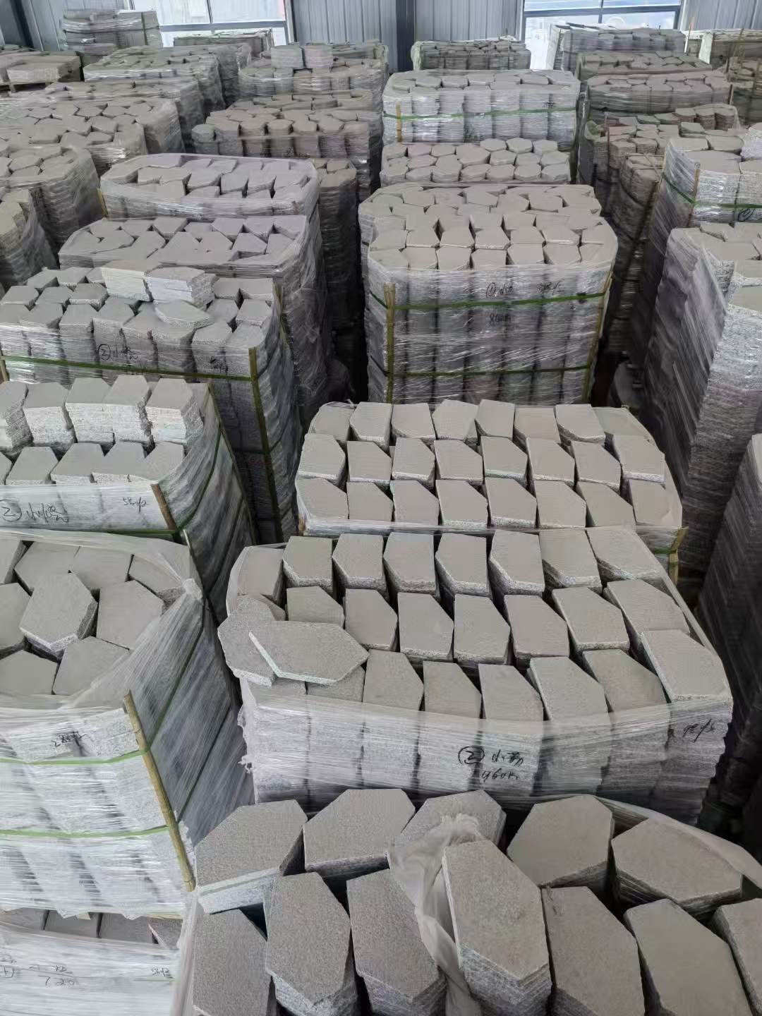 深圳芝麻白石材冰裂纹，碎拼。