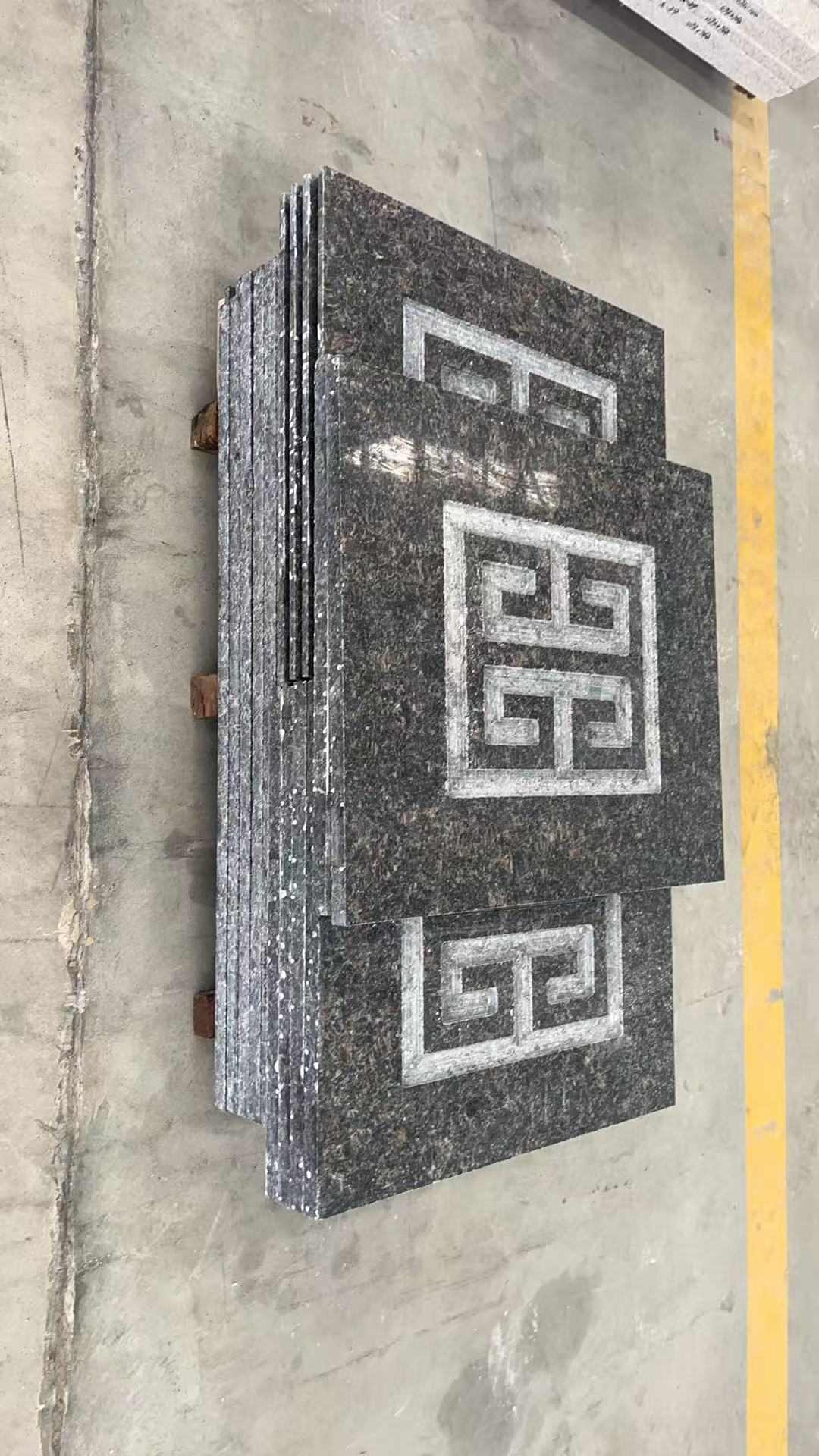 深圳英国棕回纹雕刻版
